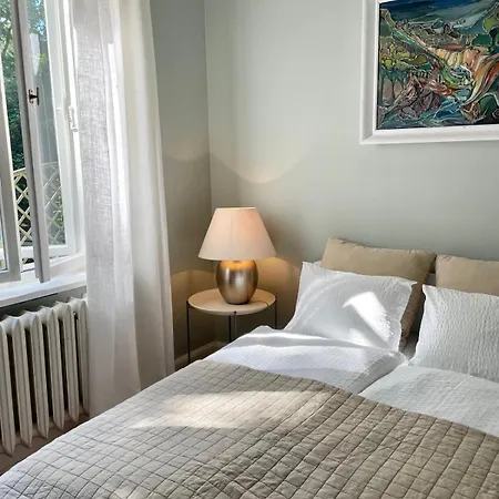 Βίλα Zabytkowy Dom W Podkowie Lesnej